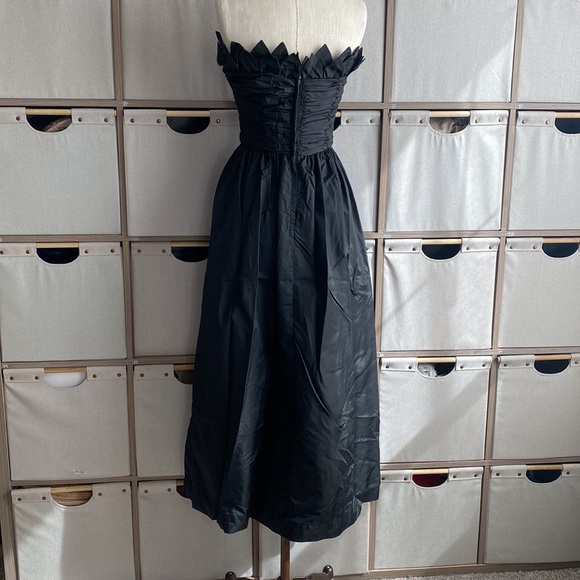 Victor Costa vintage fit and flare maxi dress - Picture 2 of 7